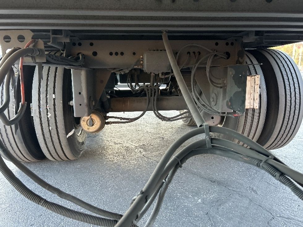 Refrigerated Trailer-Semi Trailers-CIMC VEHICLES GROUP-2015-Trailer-Las Vegas-NV-1,183,610\n\t\tmiles-$ 16,750 - Image 5