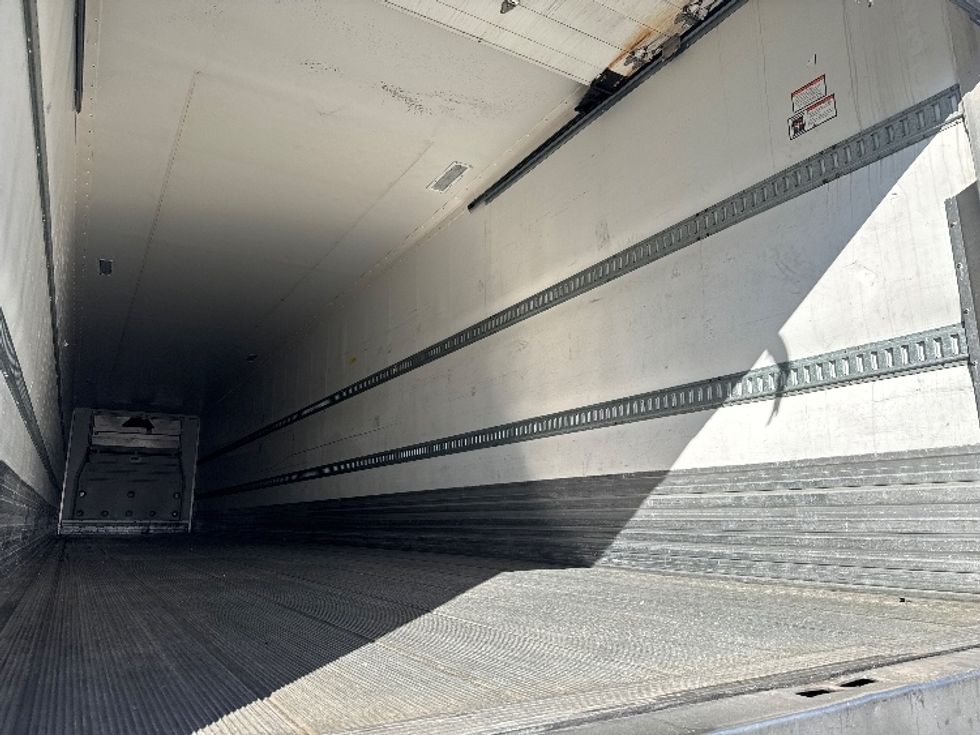 Refrigerated Trailer-Semi Trailers-CIMC VEHICLES GROUP-2015-Trailer-West Valley City-UT-897,160\n\t\tmiles-$ 18,000 - Image 9