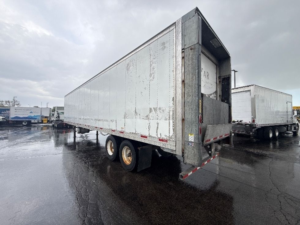 Refrigerated Trailer-Semi Trailers-CIMC VEHICLES GROUP-2016-Trailer-Milwaukee-WI-202,388\n\t\tmiles-$ 30,250 - Image 3