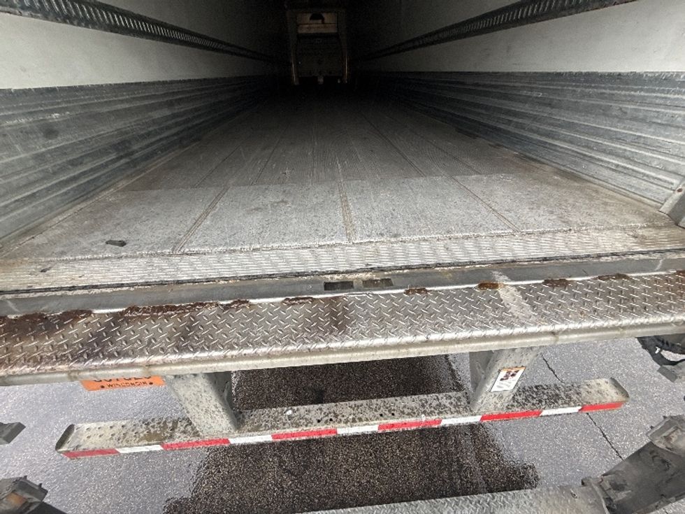 Refrigerated Trailer-Semi Trailers-CIMC VEHICLES GROUP-2016-Trailer-Milwaukee-WI-202,388\n\t\tmiles-$ 30,250 - Image 8