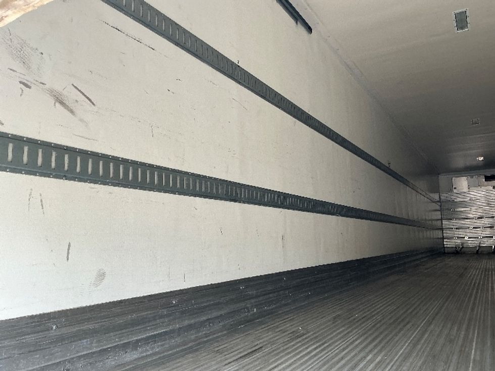 Refrigerated Trailer-Semi Trailers-Great Dane-2013-Trailer-West Columbia-SC-767,302\n\t\tmiles-$ 14,000 - Image 9