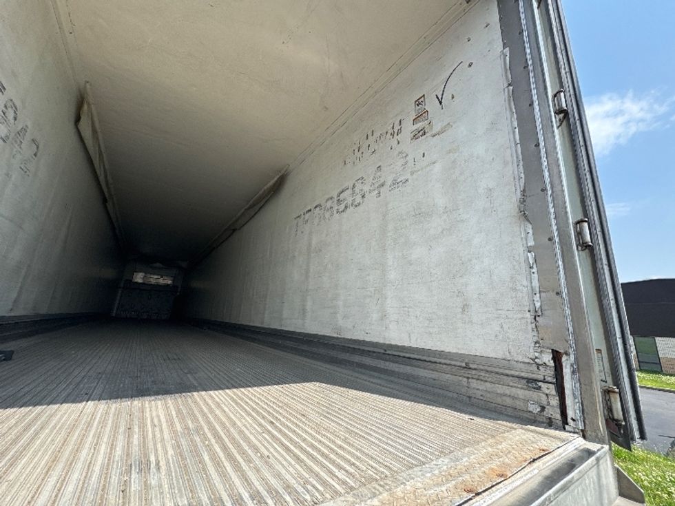 Refrigerated Trailer-Semi Trailers-Great Dane-2014-Trailer-Chicopee-MA-394,182\n\t\tmiles-$ 14,500 - Image 9