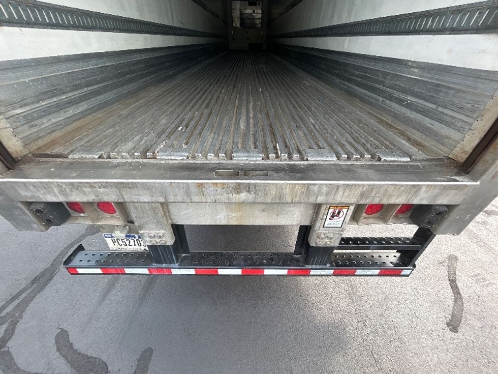 Refrigerated Trailer-Semi Trailers-Great Dane-2014-Trailer-Montgomery-NY-333,166\n\t\tmiles-$ 14,000 - Image 8