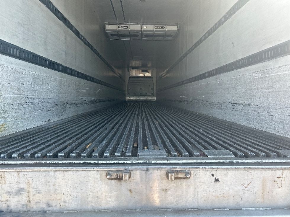 Refrigerated Trailer-Semi Trailers-Great Dane-2015-Trailer-Brook Park-OH-383,241\n\t\tmiles-$ 19,000 - Image 8