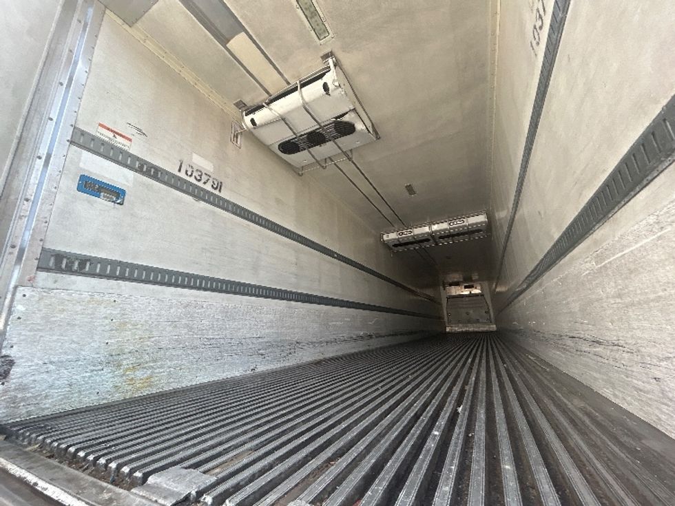 Refrigerated Trailer-Semi Trailers-Great Dane-2015-Trailer-Brook Park-OH-383,241\n\t\tmiles-$ 19,000 - Image 9