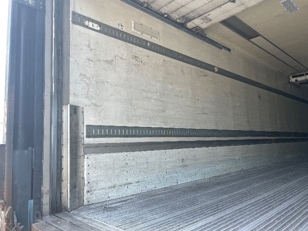 Refrigerated Trailer-Semi Trailers-Great Dane-2015-Trailer-West Columbia-SC-537,132\n\t\tmiles-$ 12,750 - Image 10