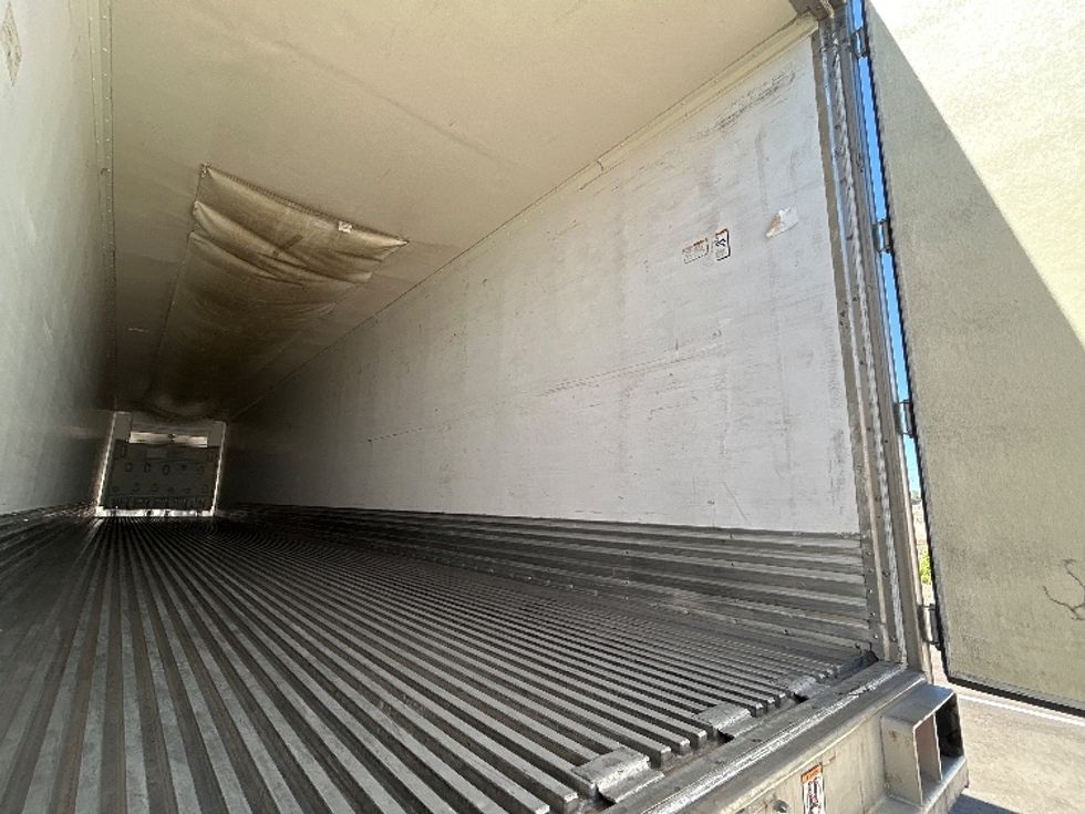 Refrigerated Trailer-Semi Trailers-Great Dane-2016-Trailer-Goodyear-AZ-995,057\n\t\tmiles-$ 19,750 - Image 10