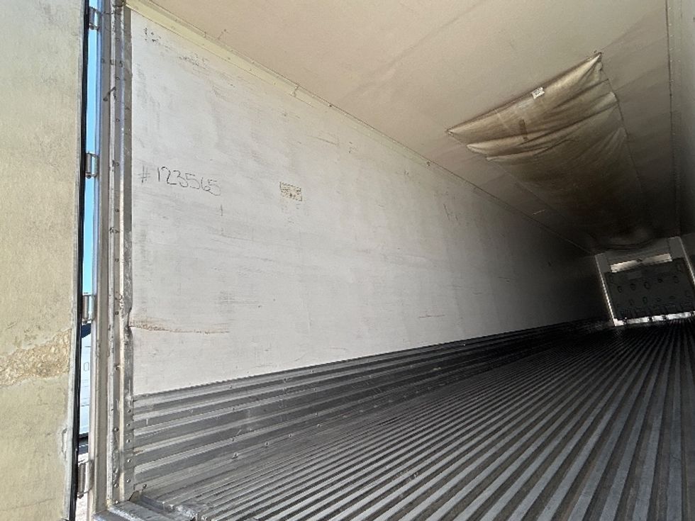 Refrigerated Trailer-Semi Trailers-Great Dane-2016-Trailer-Goodyear-AZ-995,057\n\t\tmiles-$ 19,750 - Image 9
