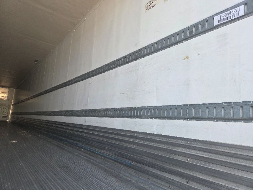 Refrigerated Trailer-Semi Trailers-Great Dane-2016-Trailer-Lansing-MI-179,580\n\t\tmiles-$ 32,500 - Image 9