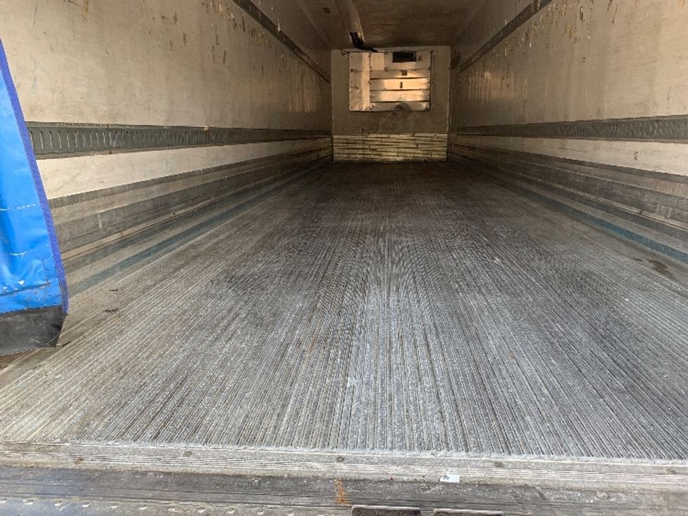 Refrigerated Trailer-Semi Trailers-Great Dane-2016-Trailer-Norton-MA-1,188,887\n\t\tmiles-$ 18,500 - Image 8