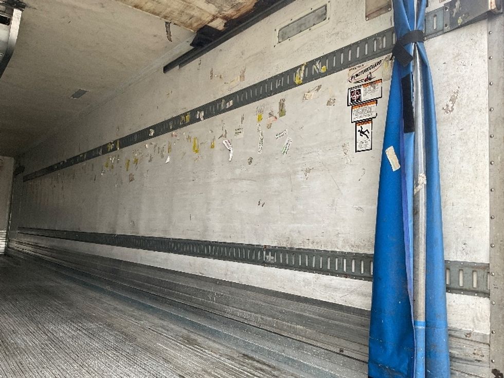 Refrigerated Trailer-Semi Trailers-Great Dane-2016-Trailer-Norton-MA-250,000\n\t\tmiles-$ 17,000 - Image 10