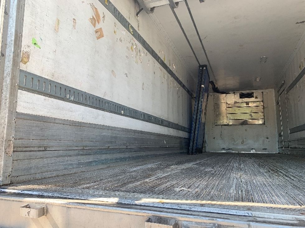 Refrigerated Trailer-Semi Trailers-Great Dane-2016-Trailer-Norton-MA-365,908\n\t\tmiles-$ 19,500 - Image 9