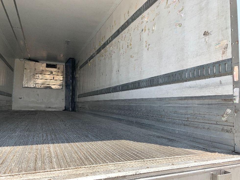 Refrigerated Trailer-Semi Trailers-Great Dane-2016-Trailer-Norton-MA-368,502\n\t\tmiles-$ 18,750 - Image 10