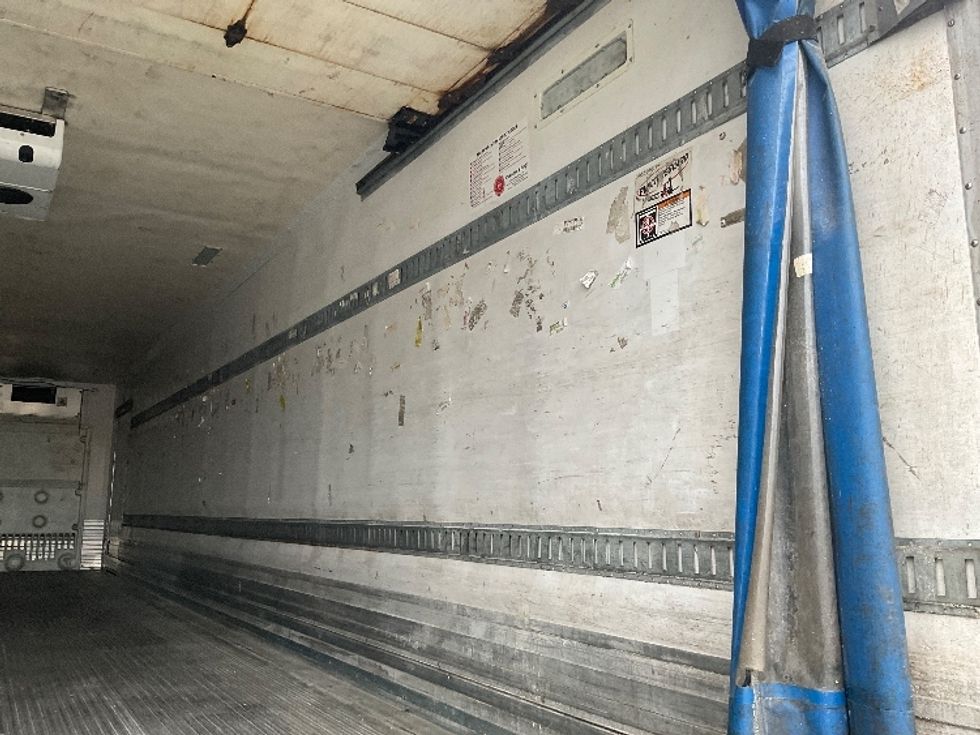 Refrigerated Trailer-Semi Trailers-Great Dane-2016-Trailer-Norton-MA-374,779\n\t\tmiles-$ 18,750 - Image 10