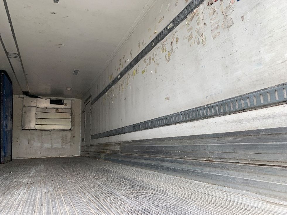 Refrigerated Trailer-Semi Trailers-Great Dane-2016-Trailer-Norton-MA-394,539\n\t\tmiles-$ 19,500 - Image 10