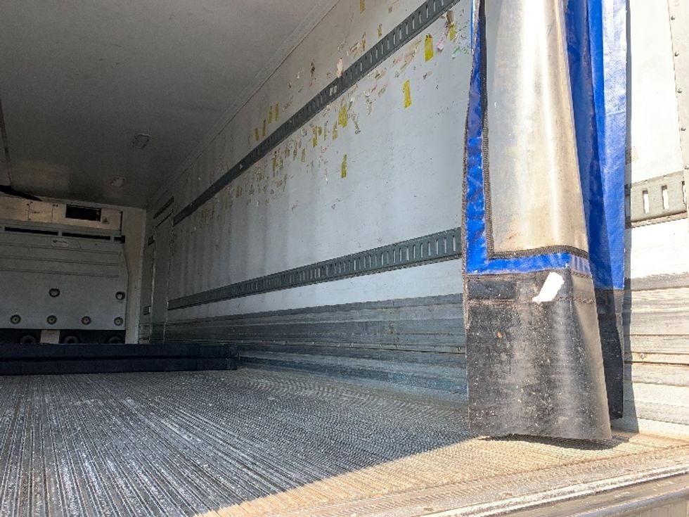 Refrigerated Trailer-Semi Trailers-Great Dane-2016-Trailer-Norton-MA-405,177\n\t\tmiles-$ 18,000 - Image 10