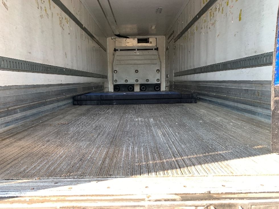 Refrigerated Trailer-Semi Trailers-Great Dane-2016-Trailer-Norton-MA-405,177\n\t\tmiles-$ 18,000 - Image 8