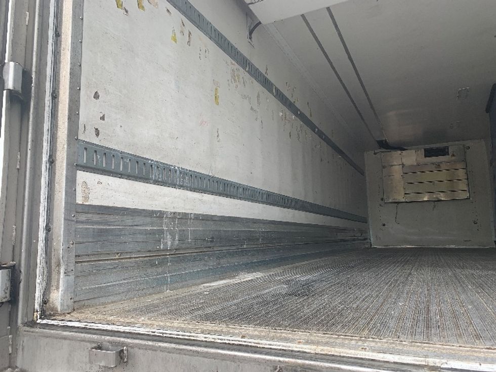 Refrigerated Trailer-Semi Trailers-Great Dane-2016-Trailer-Norton-MA-521,947\n\t\tmiles-$ 19,500 - Image 9