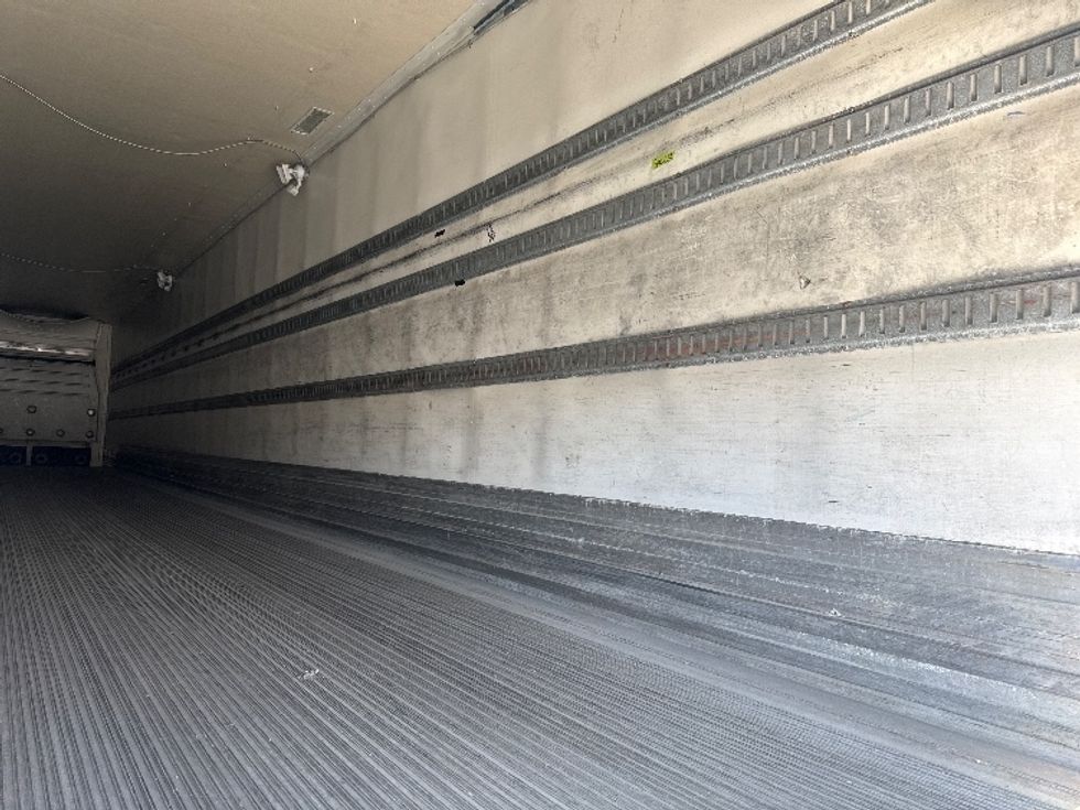 Refrigerated Trailer-Semi Trailers-Great Dane-2016-Trailer-Sturtevant-WI-623,447\n\t\tmiles-$ 22,000 - Image 10