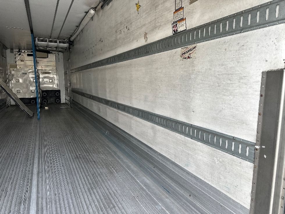 Refrigerated Trailer-Semi Trailers-Great Dane-2016-Trailer-West Sacramento-CA-177,300\n\t\tmiles-$ 24,000 - Image 10