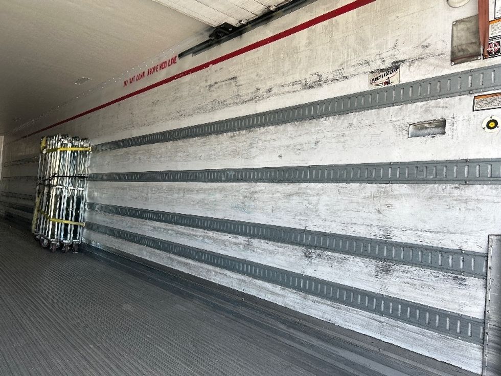 Refrigerated Trailer-Semi Trailers-Great Dane-2016-Trailer-West Sacramento-CA-350,536\n\t\tmiles-$ 24,000 - Image 10