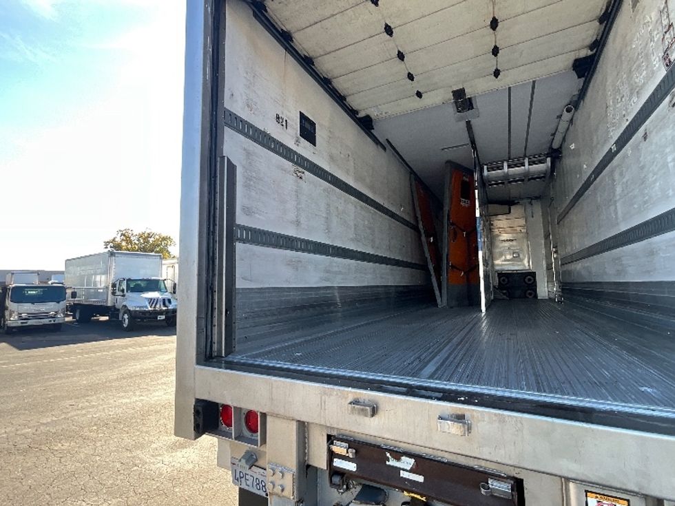 Refrigerated Trailer-Semi Trailers-Great Dane-2016-Trailer-West Sacramento-CA-379,513\n\t\tmiles-$ 19,000 - Image 9