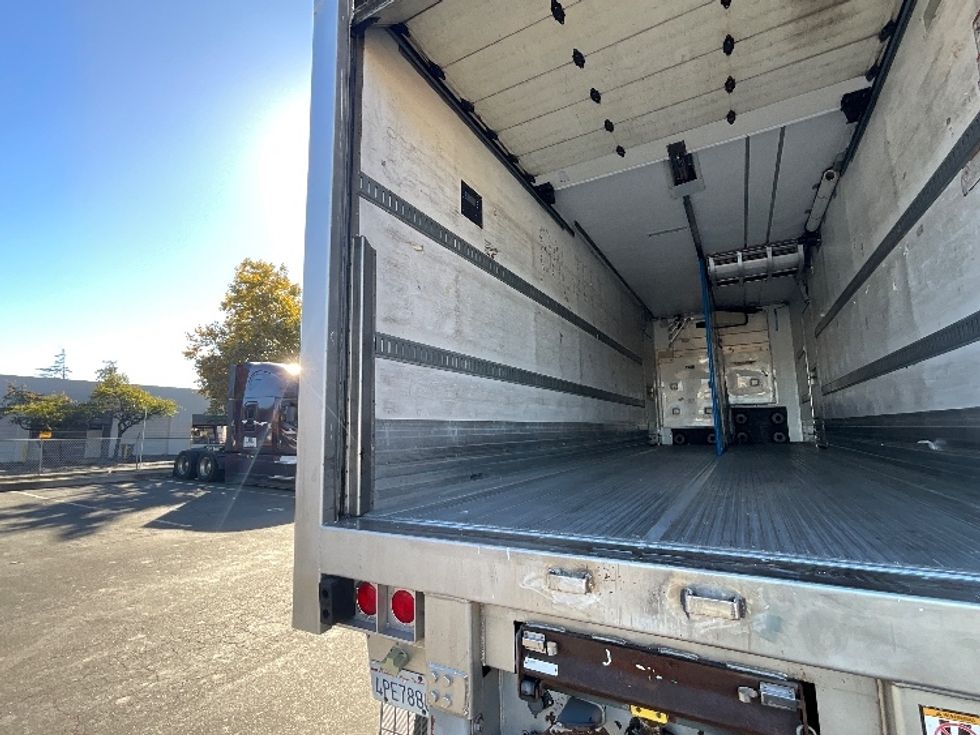 Refrigerated Trailer-Semi Trailers-Great Dane-2016-Trailer-West Sacramento-CA-380,452\n\t\tmiles-$ 19,000 - Image 9