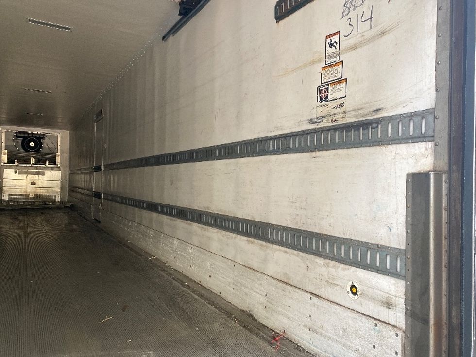 Refrigerated Trailer-Semi Trailers-Great Dane-2016-Trailer-York-PA-307,063\n\t\tmiles-$ 24,750 - Image 10