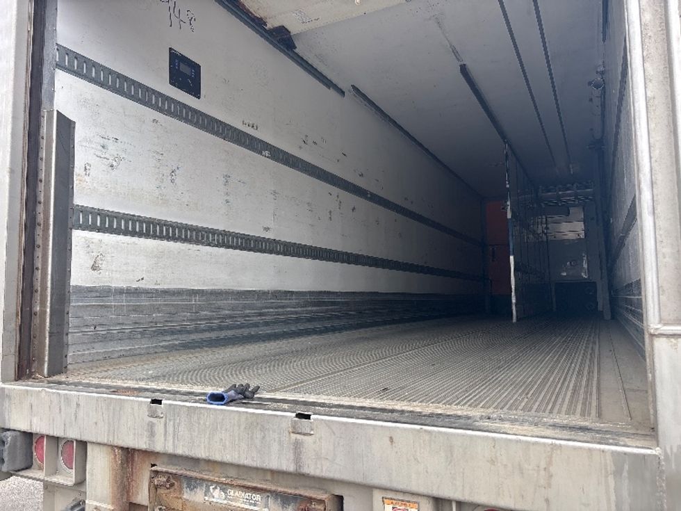 Refrigerated Trailer-Semi Trailers-Great Dane-2017-Trailer-Calgary-AB-359,667\n\t\tkm-$ 22,250 - Image 9