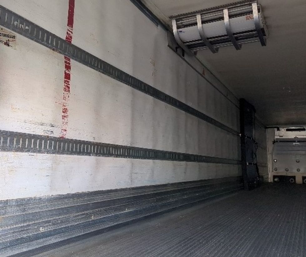 Refrigerated Trailer-Semi Trailers-Great Dane-2017-Trailer-Chicopee-MA-364,256\n\t\tmiles-$ 21,500 - Image 9