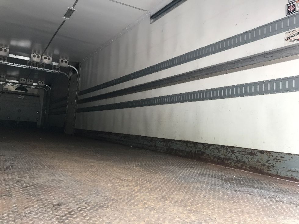 Refrigerated Trailer-Semi Trailers-Great Dane-2017-Trailer-Hagerstown-MD-208,957\n\t\tmiles-$ 21,500 - Image 9