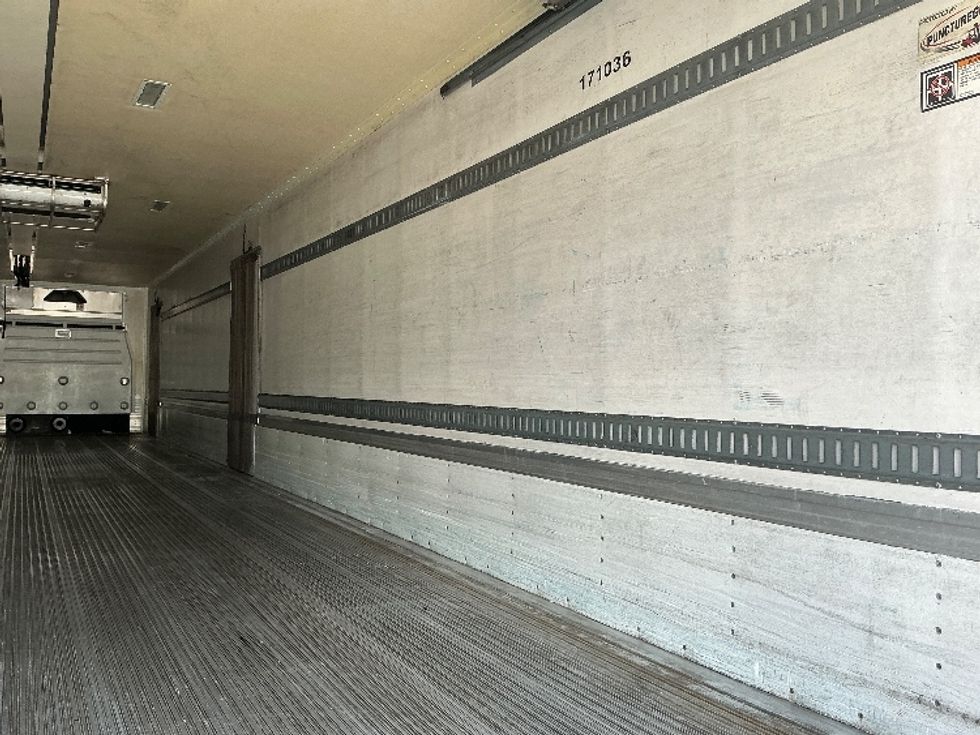 Refrigerated Trailer-Semi Trailers-Great Dane-2017-Trailer-Medley-FL-363,071\n\t\tmiles-$ 19,000 - Image 10