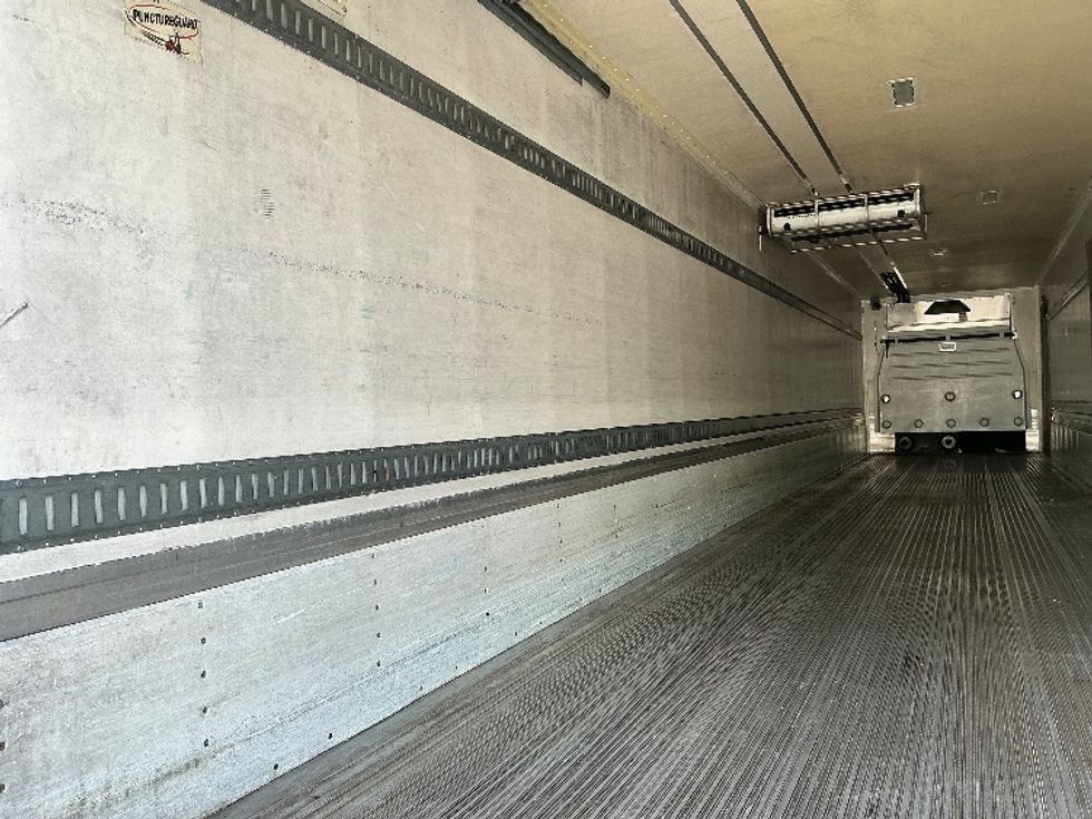 Refrigerated Trailer-Semi Trailers-Great Dane-2017-Trailer-Medley-FL-363,071\n\t\tmiles-$ 19,000 - Image 9