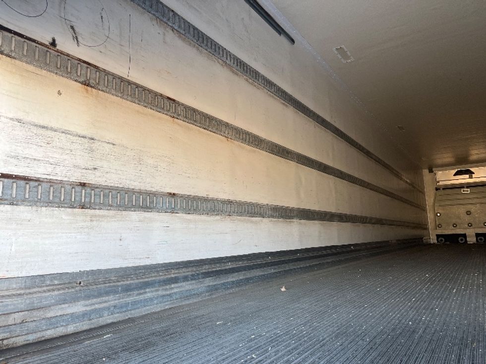 Refrigerated Trailer-Semi Trailers-Great Dane-2017-Trailer-Middlefield-OH-340,880\n\t\tmiles-$ 32,000 - Image 9