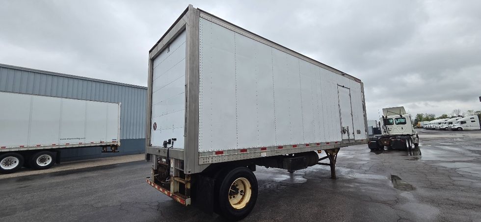 Refrigerated Trailer-Semi Trailers-Great Dane-2017-Trailer-Middlefield-OH-500,000\n\t\tmiles-$ 18,000 - Image 4