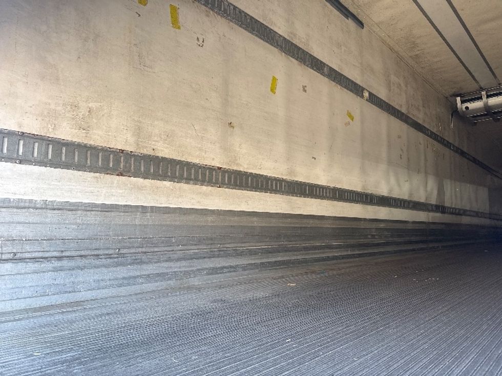 Refrigerated Trailer-Semi Trailers-Great Dane-2017-Trailer-Norton-MA-176,600\n\t\tmiles-$ 24,750 - Image 10