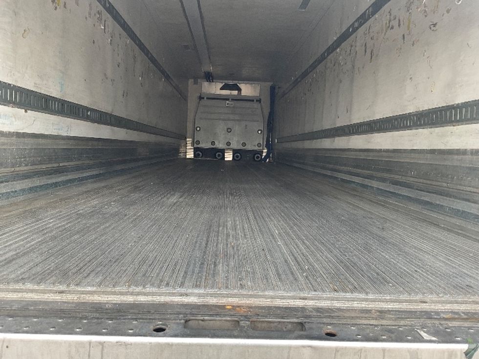 Refrigerated Trailer-Semi Trailers-Great Dane-2017-Trailer-Norton-MA-676,133\n\t\tmiles-$ 25,000 - Image 7