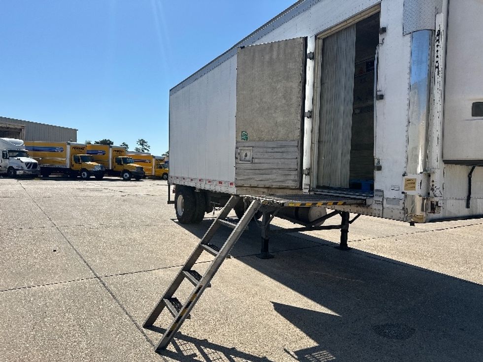 Refrigerated Trailer-Semi Trailers-Hackney-2016-Trailer-Hammond-LA-771,894\n\t\tmiles-$ 11,750 - Image 11
