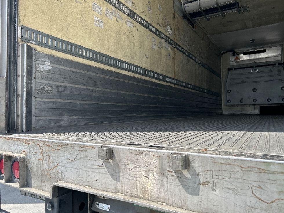 Refrigerated Trailer-Semi Trailers-Hackney-2016-Trailer-Harahan-LA-323,941\n\t\tmiles-$ 15,250 - Image 8
