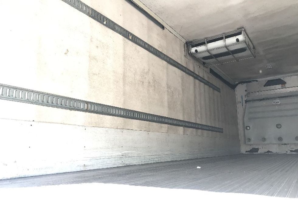 Refrigerated Trailer-Semi Trailers-Hackney-2018-Trailer-Statesville-NC-1,660,369\n\t\tmiles-$ 21,750 - Image 8