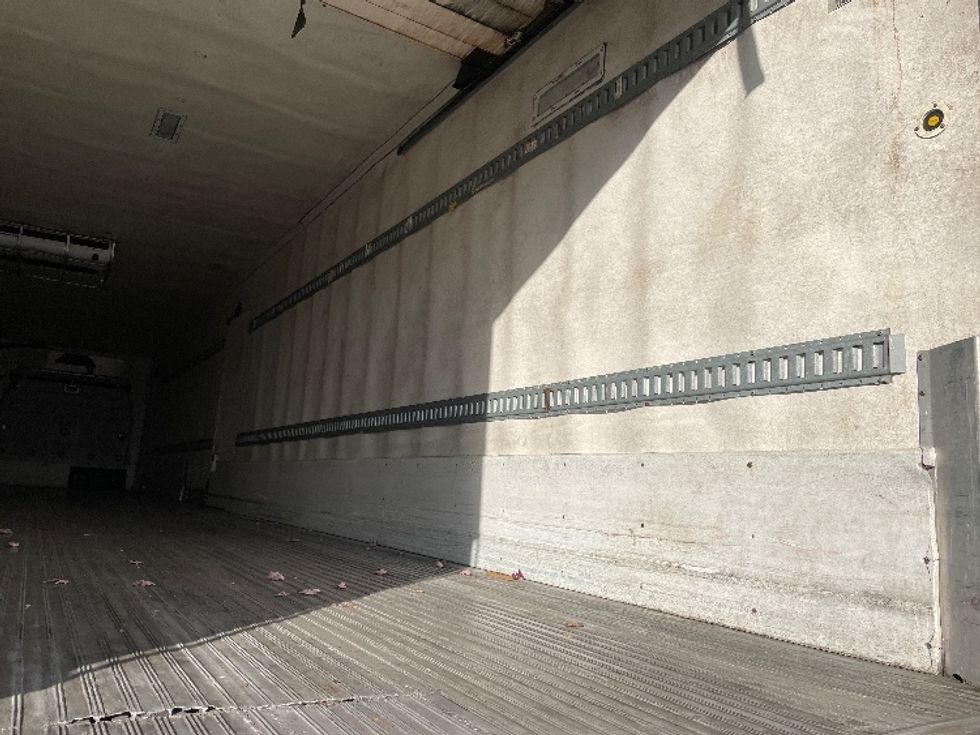 Refrigerated Trailer-Semi Trailers-Hackney-2018-Trailer-Statesville-NC-329,776\n\t\tmiles-$ 21,750 - Image 9