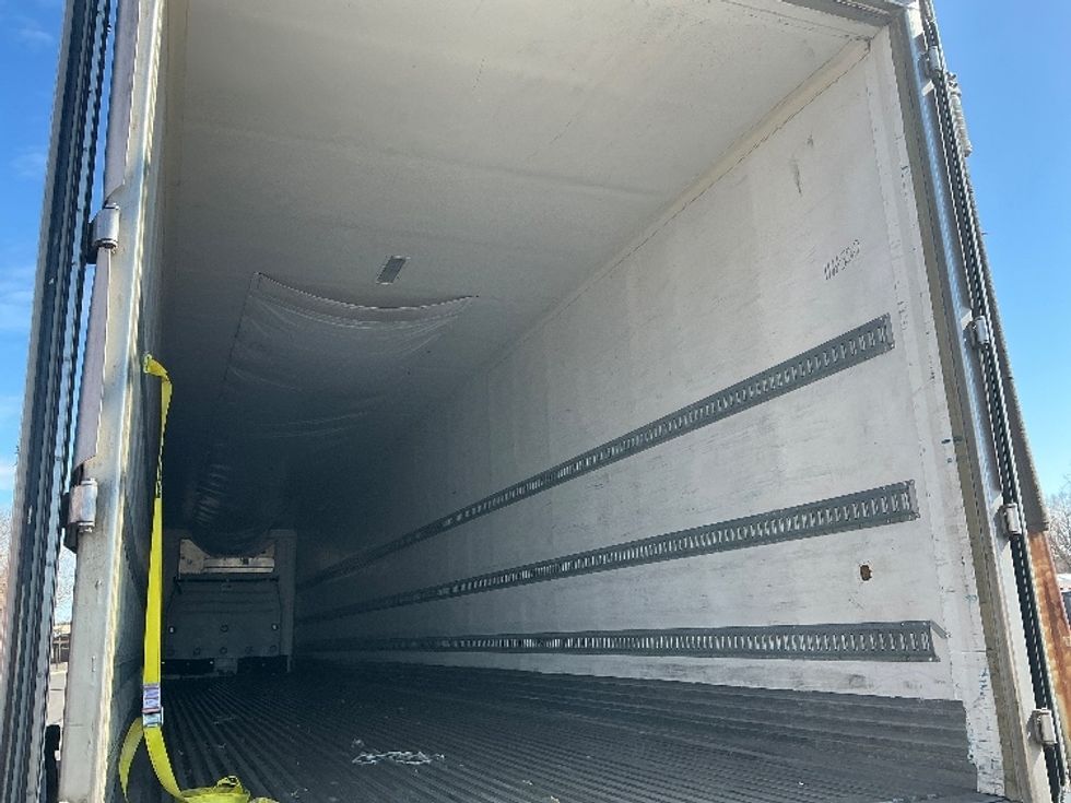 Refrigerated Trailer-Semi Trailers-Hyundai-2015-Trailer-Chicopee-MA-305,123\n\t\tmiles-$ 23,000 - Image 10