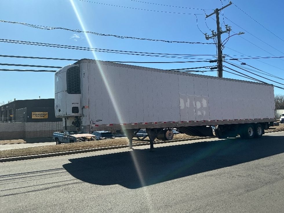 Refrigerated Trailer-Semi Trailers-Hyundai-2015-Trailer-Chicopee-MA-305,123\n\t\tmiles-$ 23,000 - Image 2