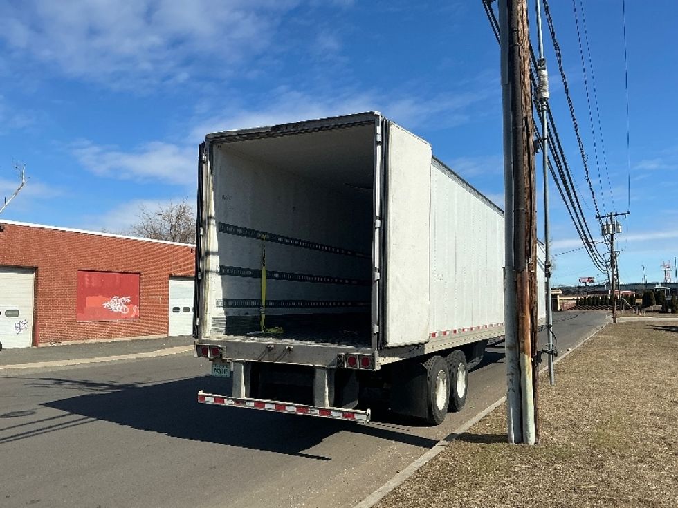 Refrigerated Trailer-Semi Trailers-Hyundai-2015-Trailer-Chicopee-MA-305,123\n\t\tmiles-$ 23,000 - Image 7