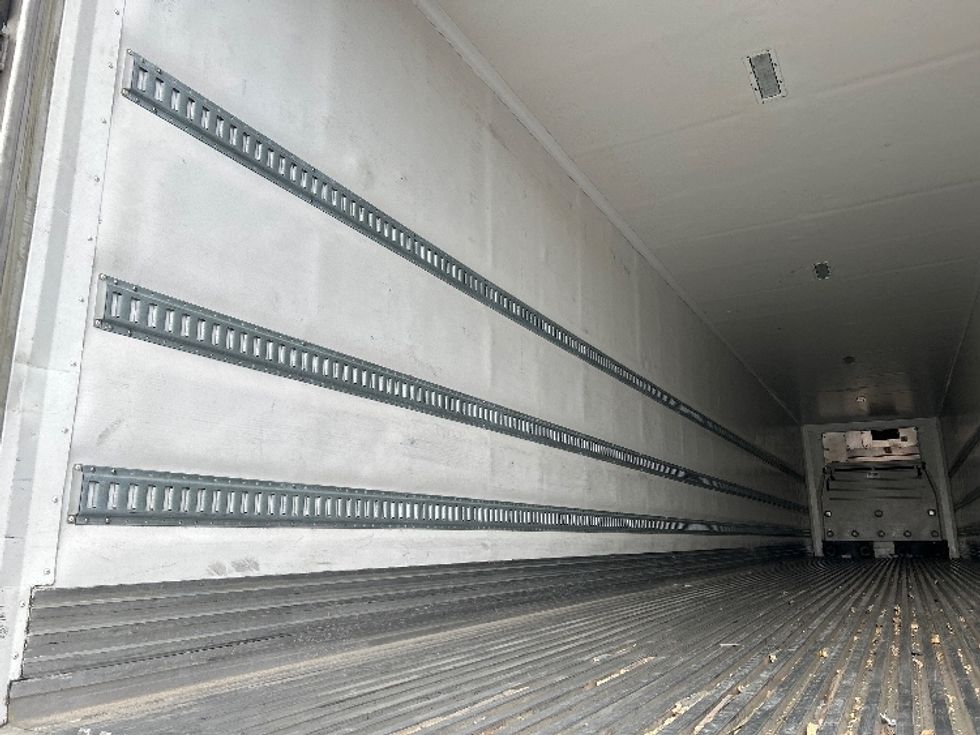 Refrigerated Trailer-Semi Trailers-Hyundai-2015-Trailer-Las Vegas-NV-439,144\n\t\tmiles-$ 23,750 - Image 8