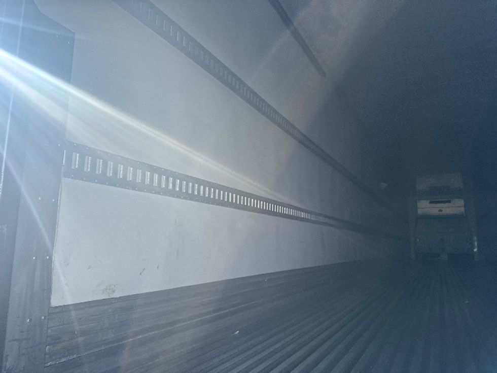 Refrigerated Trailer-Semi Trailers-Hyundai-2016-Trailer-North Las Vegas-NV-112,295\n\t\tmiles-$ 31,250 - Image 8