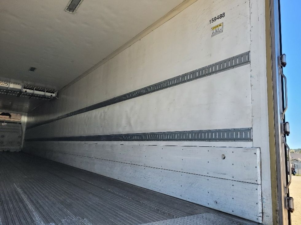 Refrigerated Trailer-Semi Trailers-Hyundai-2017-Trailer-Centralia-WA-708,266\n\t\tmiles-$ 25,250 - Image 10