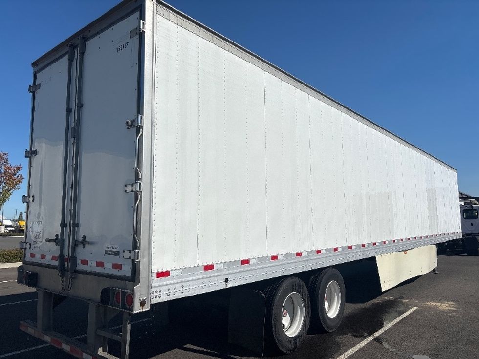 Refrigerated Trailer-Semi Trailers-Hyundai-2017-Trailer-Everett-WA-464,289\n\t\tmiles-$ 30,500 - Image 4