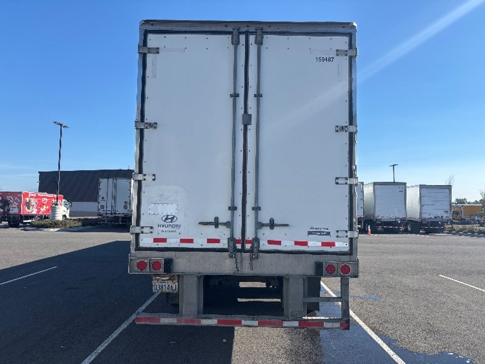 Refrigerated Trailer-Semi Trailers-Hyundai-2017-Trailer-Everett-WA-464,289\n\t\tmiles-$ 30,500 - Image 5