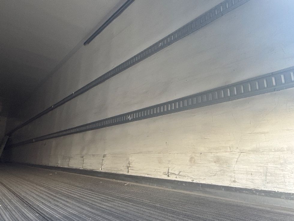 Refrigerated Trailer-Semi Trailers-Hyundai-2017-Trailer-Vernon-CA-277,109\n\t\tmiles-$ 30,750 - Image 9
